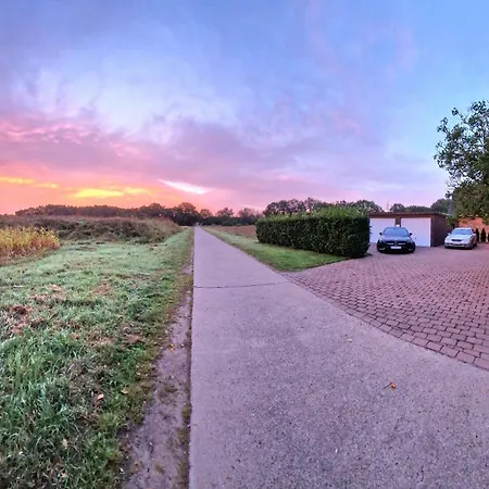 Fuer 4 Personen In Bester Lage Ca. 15 Km Von Bremen
